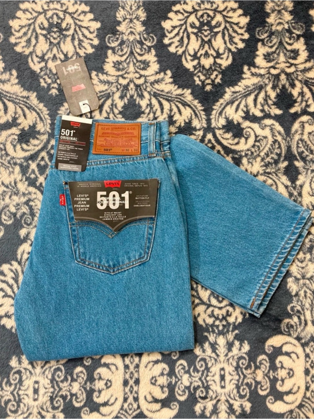 Levi's 501 Original Straight Men's Jeans - Light Blue Wash